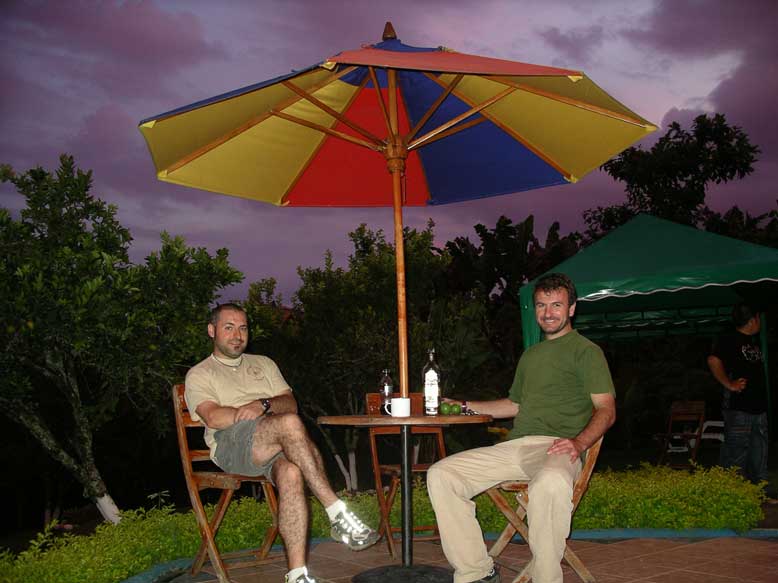 disfrutando de un roncito en el camping Darien